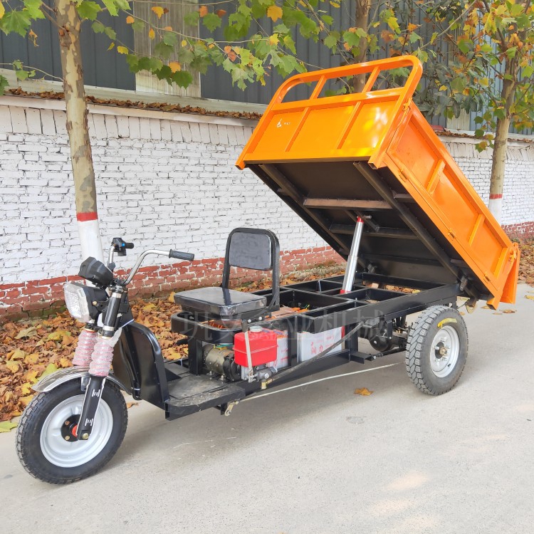 油電混動電動翻斗車的推出助力搬運工作 油電混動電動翻斗車的推出助力搬運工作