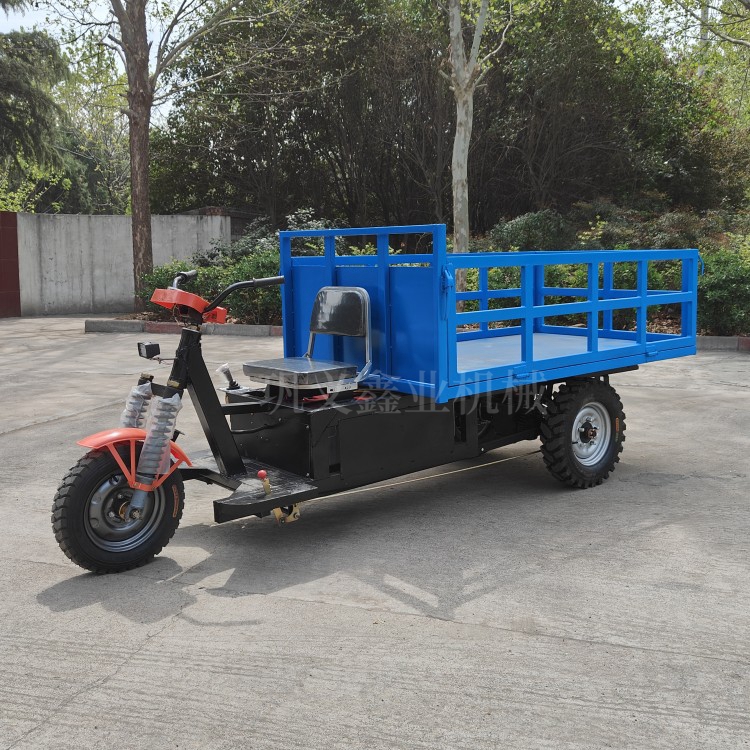 多功能果園電動(dòng)平板車深受用戶喜愛 多功能果園電動(dòng)平板車深受用戶喜愛